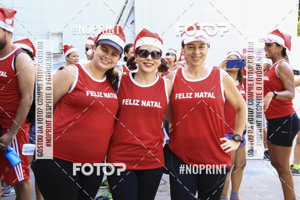 Achetez vos photos de l'�v�nementSubida do Papai Noel - treino da Equipe P� carioca sur Fotop