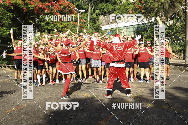 Compra tus fotos del eventoSubida do Papai Noel - treino da Equipe P� carioca En Fotop