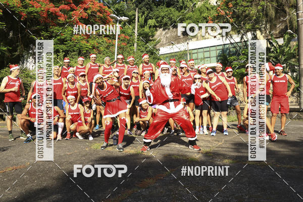 Compra tus fotos del eventoSubida do Papai Noel - treino da Equipe P� carioca En Fotop