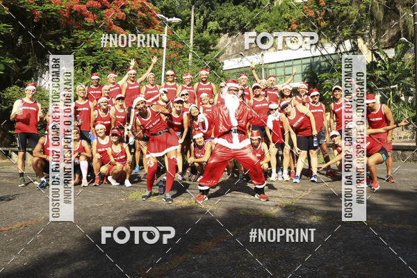 Compra tus fotos del eventoSubida do Papai Noel - treino da Equipe P� carioca En Fotop