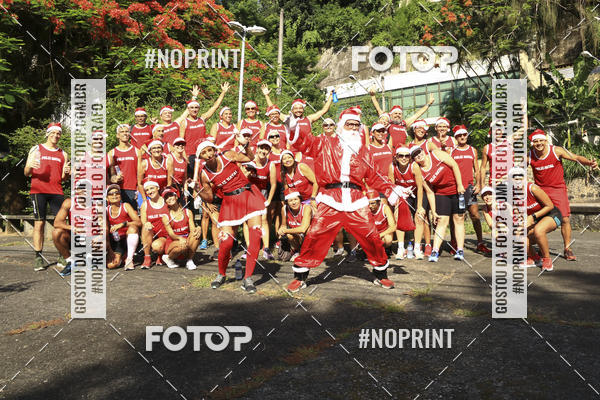 Compra tus fotos del eventoSubida do Papai Noel - treino da Equipe P� carioca En Fotop