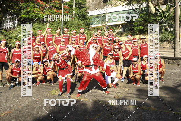 Compra tus fotos del eventoSubida do Papai Noel - treino da Equipe P� carioca En Fotop