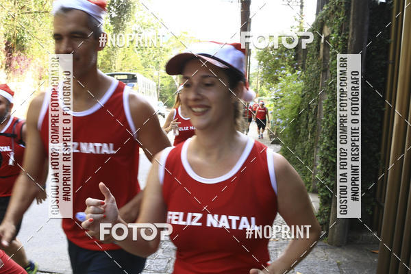Compre as suas fotos do eventoSubida do Papai Noel - treino da Equipe P� carioca no Fotop