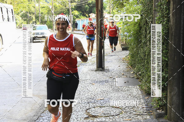Compre as suas fotos do eventoSubida do Papai Noel - treino da Equipe P� carioca no Fotop
