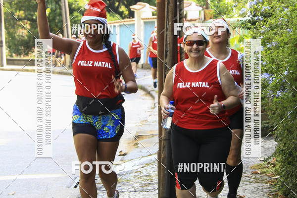 Compre as suas fotos do eventoSubida do Papai Noel - treino da Equipe P� carioca no Fotop