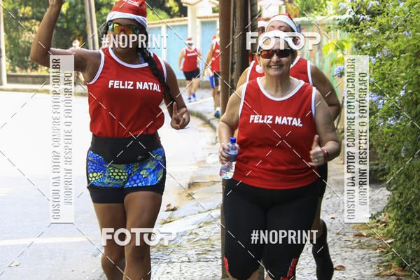 Compre as suas fotos do eventoSubida do Papai Noel - treino da Equipe P� carioca no Fotop