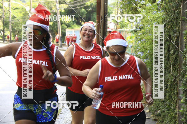 Compre as suas fotos do eventoSubida do Papai Noel - treino da Equipe P� carioca no Fotop
