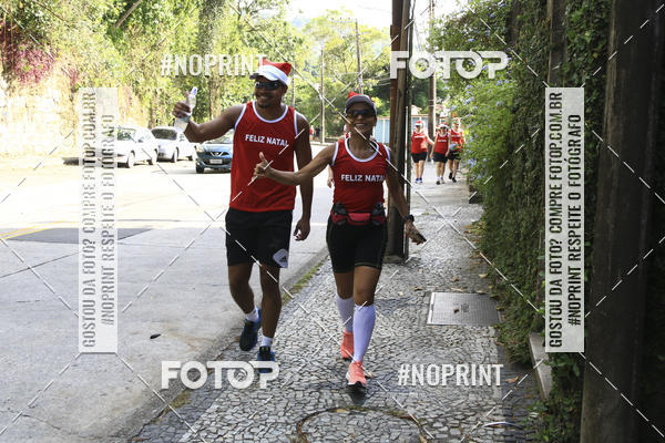 Compra tus fotos del eventoSubida do Papai Noel - treino da Equipe P� carioca En Fotop