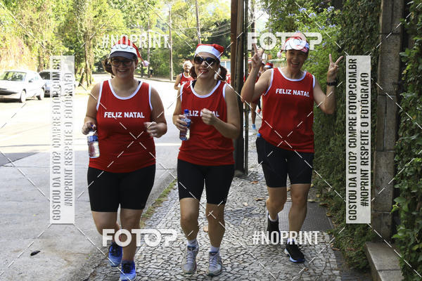 Compra tus fotos del eventoSubida do Papai Noel - treino da Equipe P� carioca En Fotop