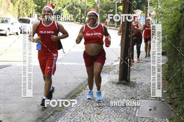 Compra tus fotos del eventoSubida do Papai Noel - treino da Equipe P� carioca En Fotop