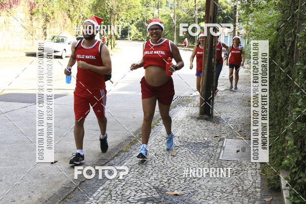 Compra tus fotos del eventoSubida do Papai Noel - treino da Equipe P� carioca En Fotop