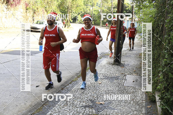 Compra tus fotos del eventoSubida do Papai Noel - treino da Equipe P� carioca En Fotop