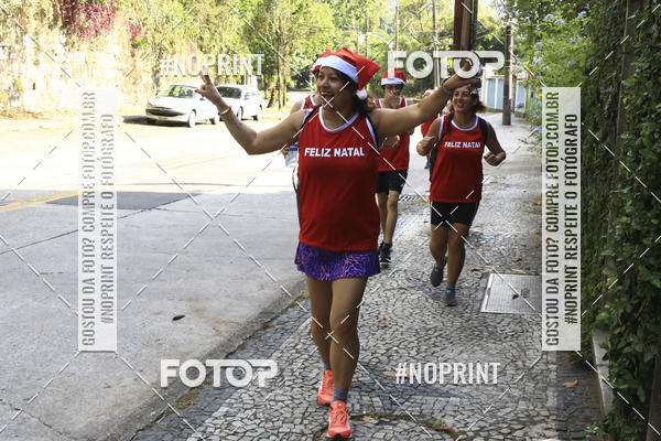 Compra tus fotos del eventoSubida do Papai Noel - treino da Equipe P� carioca En Fotop