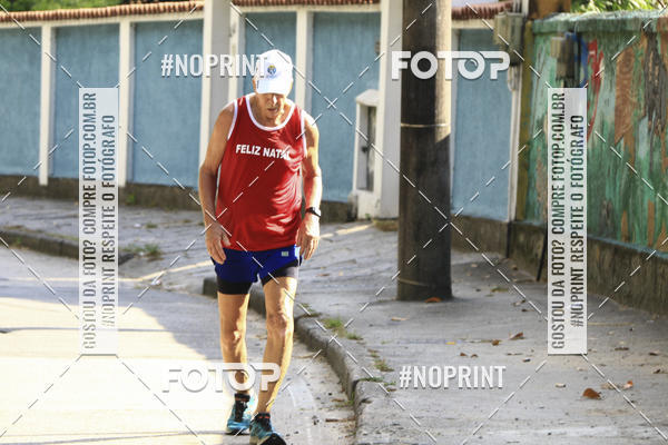 Compra tus fotos del eventoSubida do Papai Noel - treino da Equipe P� carioca En Fotop