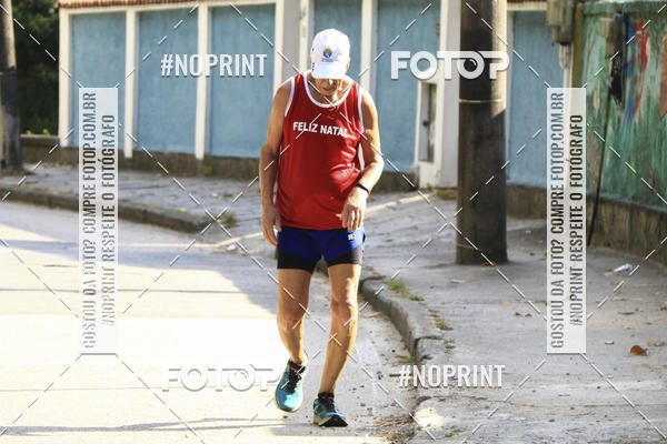 Compra tus fotos del eventoSubida do Papai Noel - treino da Equipe P� carioca En Fotop