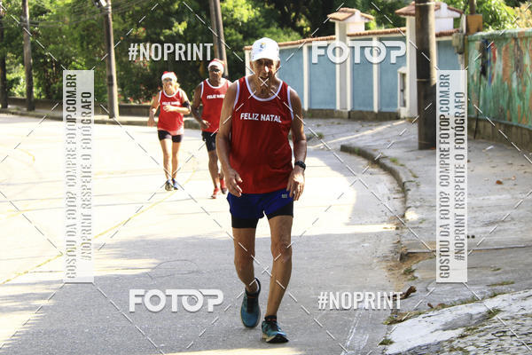 Compra tus fotos del eventoSubida do Papai Noel - treino da Equipe P� carioca En Fotop