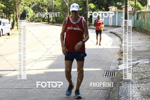 Compra tus fotos del eventoSubida do Papai Noel - treino da Equipe P� carioca En Fotop