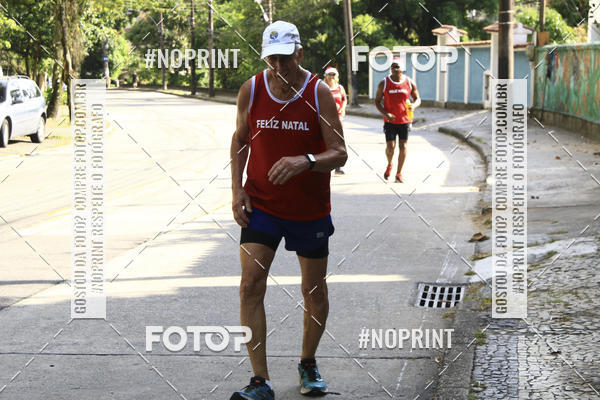 Compra tus fotos del eventoSubida do Papai Noel - treino da Equipe P� carioca En Fotop