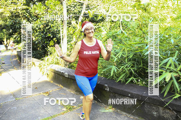 Achetez vos photos de l'�v�nementSubida do Papai Noel - treino da Equipe P� carioca sur Fotop