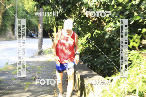 Achetez vos photos de l'�v�nementSubida do Papai Noel - treino da Equipe P� carioca sur Fotop