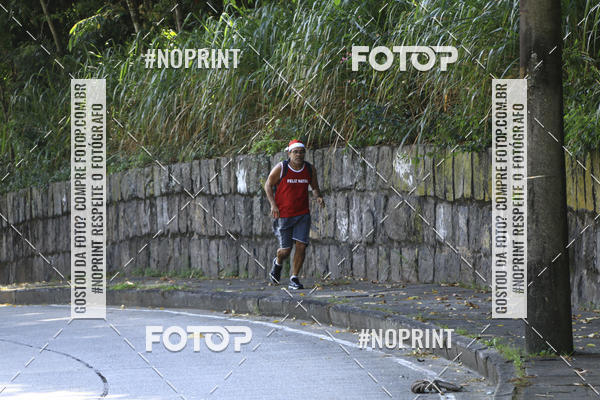 Buy your photos of the eventSubida do Papai Noel - treino da Equipe P� carioca on Fotop