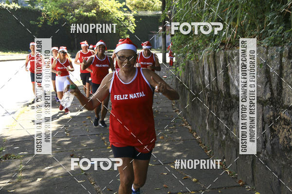 Achetez vos photos de l'�v�nementSubida do Papai Noel - treino da Equipe P� carioca sur Fotop