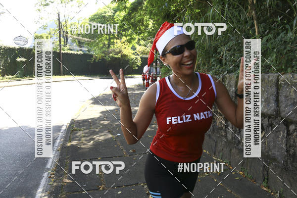 Achetez vos photos de l'�v�nementSubida do Papai Noel - treino da Equipe P� carioca sur Fotop