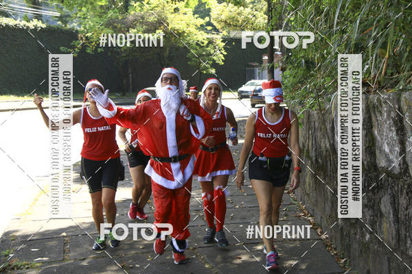 Achetez vos photos de l'�v�nementSubida do Papai Noel - treino da Equipe P� carioca sur Fotop