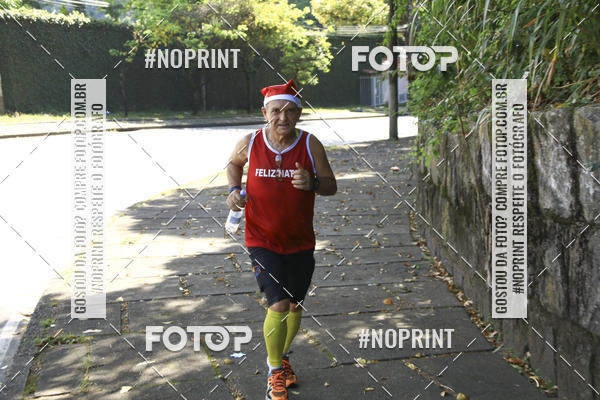 Compra tus fotos del eventoSubida do Papai Noel - treino da Equipe P� carioca En Fotop
