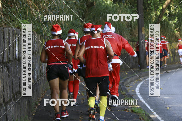 Compra tus fotos del eventoSubida do Papai Noel - treino da Equipe P� carioca En Fotop