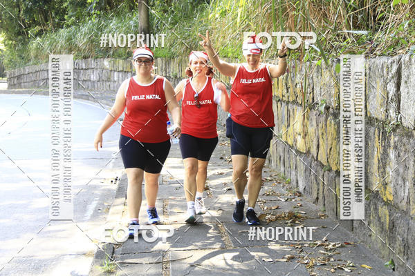 Compra tus fotos del eventoSubida do Papai Noel - treino da Equipe P� carioca En Fotop