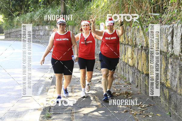 Compra tus fotos del eventoSubida do Papai Noel - treino da Equipe P� carioca En Fotop
