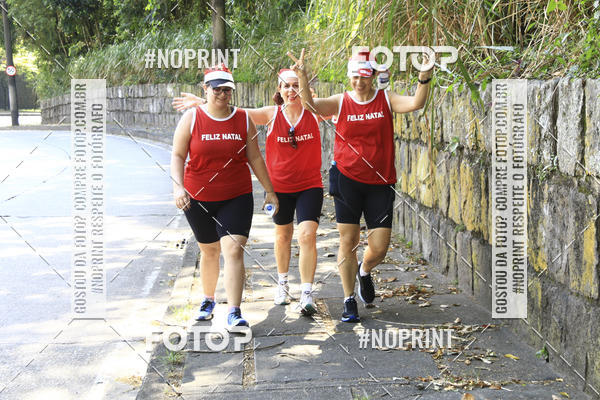 Compra tus fotos del eventoSubida do Papai Noel - treino da Equipe P� carioca En Fotop