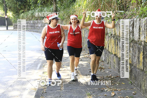Compra tus fotos del eventoSubida do Papai Noel - treino da Equipe P� carioca En Fotop