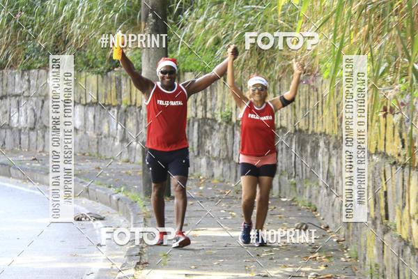 Compre as suas fotos do eventoSubida do Papai Noel - treino da Equipe P� carioca no Fotop