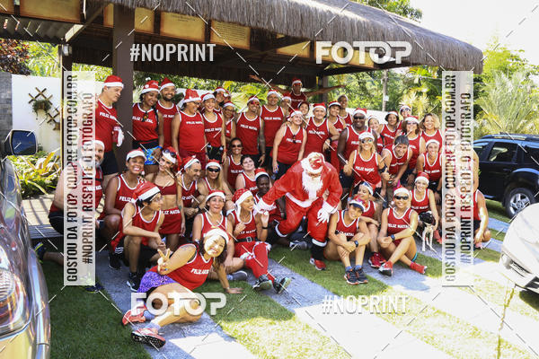 Compre as suas fotos do eventoSubida do Papai Noel - treino da Equipe P� carioca no Fotop