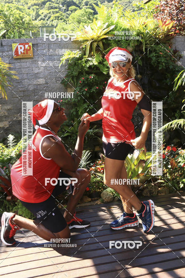 Acquista le foto dell'eventoSubida do Papai Noel - treino da Equipe P� carioca in Fotop