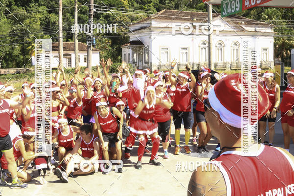 Compre suas fotos do eventoSubida do Papai Noel - treino da Equipe P� carioca no Fotop
