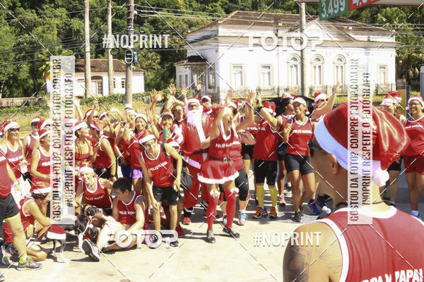 Compre suas fotos do eventoSubida do Papai Noel - treino da Equipe P� carioca no Fotop