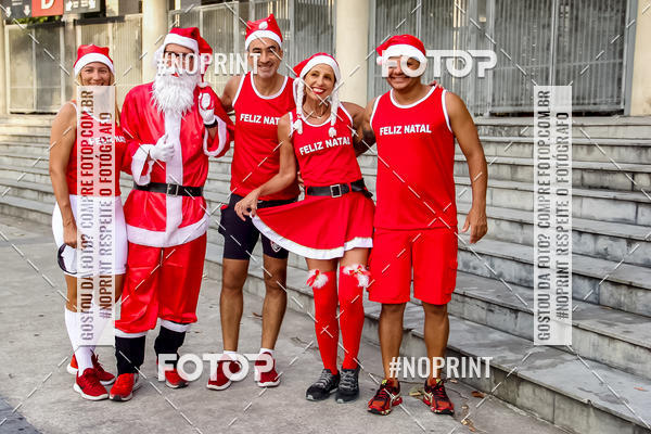Compre as suas fotos do eventoSubida do Papai Noel - treino da Equipe P� carioca no Fotop