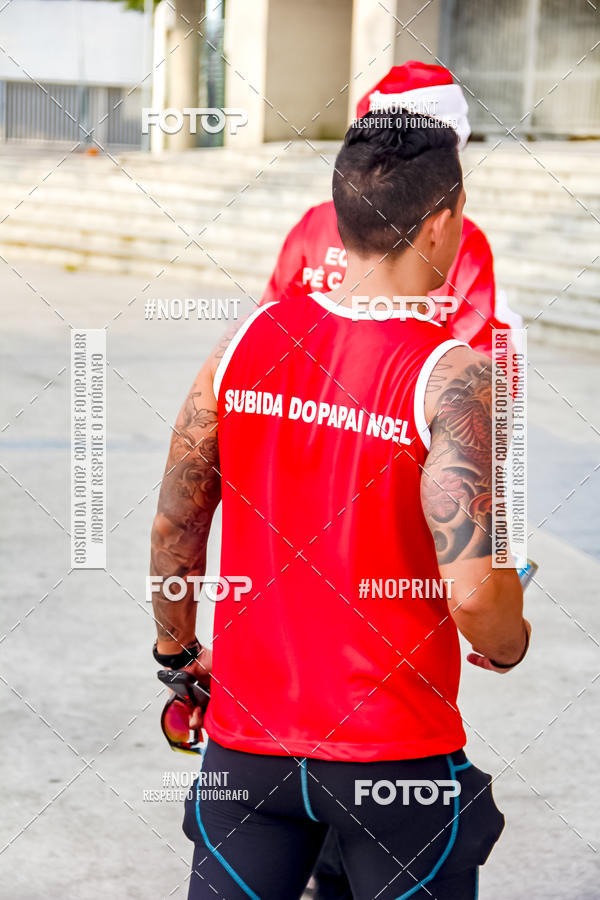 Compre as suas fotos do eventoSubida do Papai Noel - treino da Equipe P� carioca no Fotop