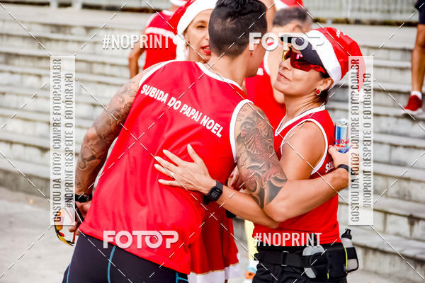 Compre as suas fotos do eventoSubida do Papai Noel - treino da Equipe P� carioca no Fotop