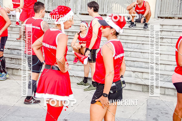 Compra tus fotos del eventoSubida do Papai Noel - treino da Equipe P� carioca En Fotop