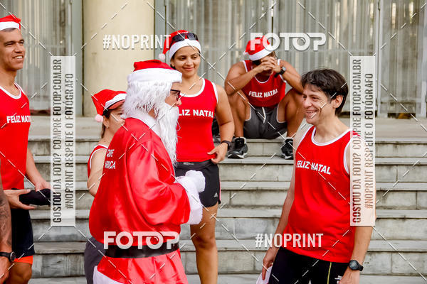 Compra tus fotos del eventoSubida do Papai Noel - treino da Equipe P� carioca En Fotop