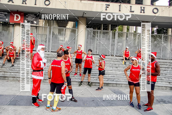 Compra tus fotos del eventoSubida do Papai Noel - treino da Equipe P� carioca En Fotop