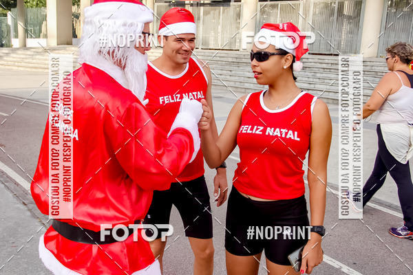 Compre suas fotos do eventoSubida do Papai Noel - treino da Equipe P� carioca no Fotop