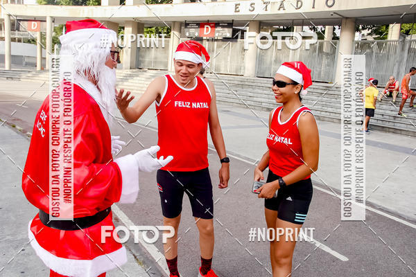 Compre suas fotos do eventoSubida do Papai Noel - treino da Equipe P� carioca no Fotop