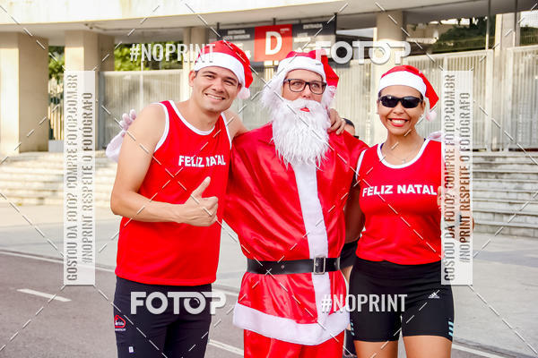 Compre suas fotos do eventoSubida do Papai Noel - treino da Equipe P� carioca no Fotop