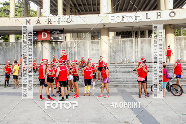 Compre suas fotos do eventoSubida do Papai Noel - treino da Equipe P� carioca no Fotop