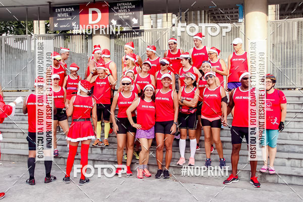 Compre suas fotos do eventoSubida do Papai Noel - treino da Equipe P� carioca no Fotop
